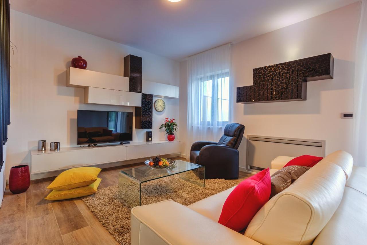Villa Flora Vabriga Tar-Vabriga Extérieur photo
