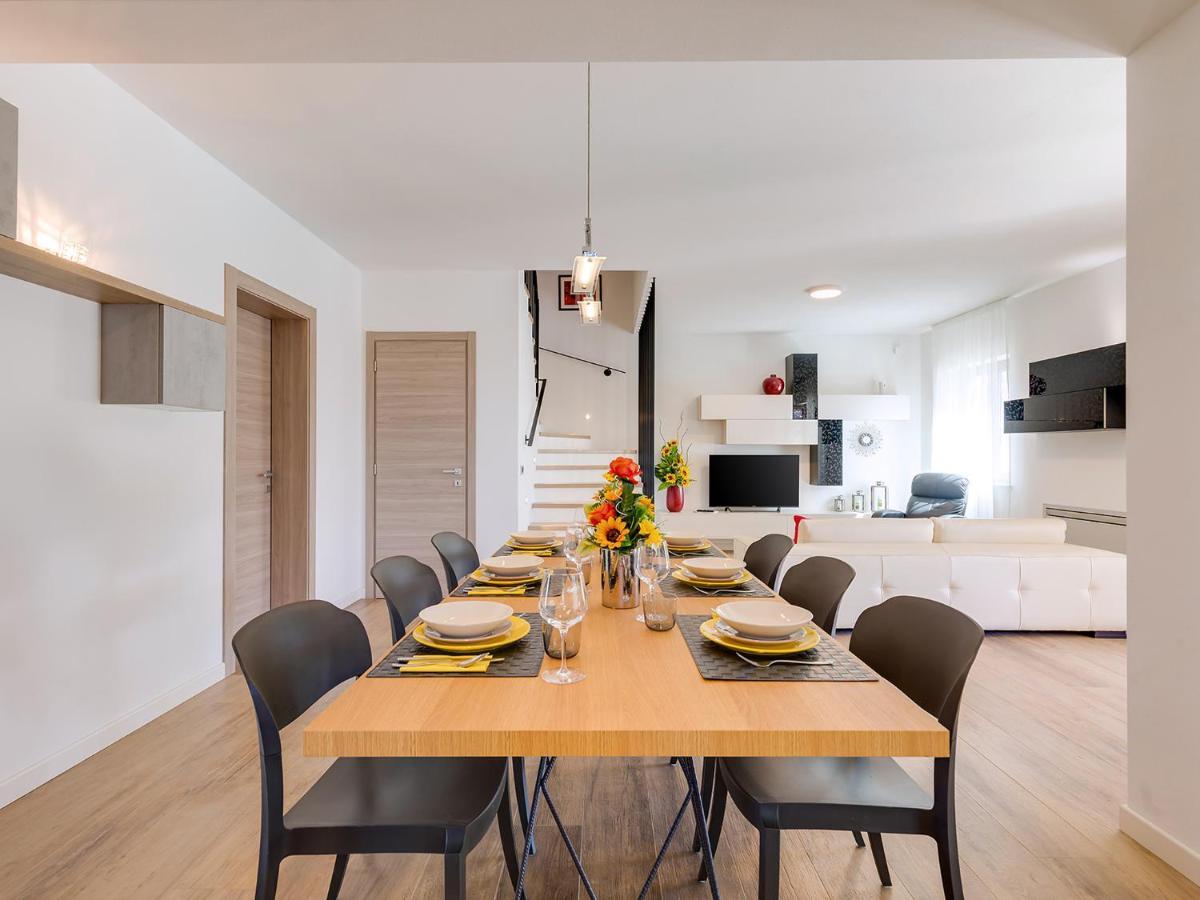 Villa Flora Vabriga Tar-Vabriga Extérieur photo