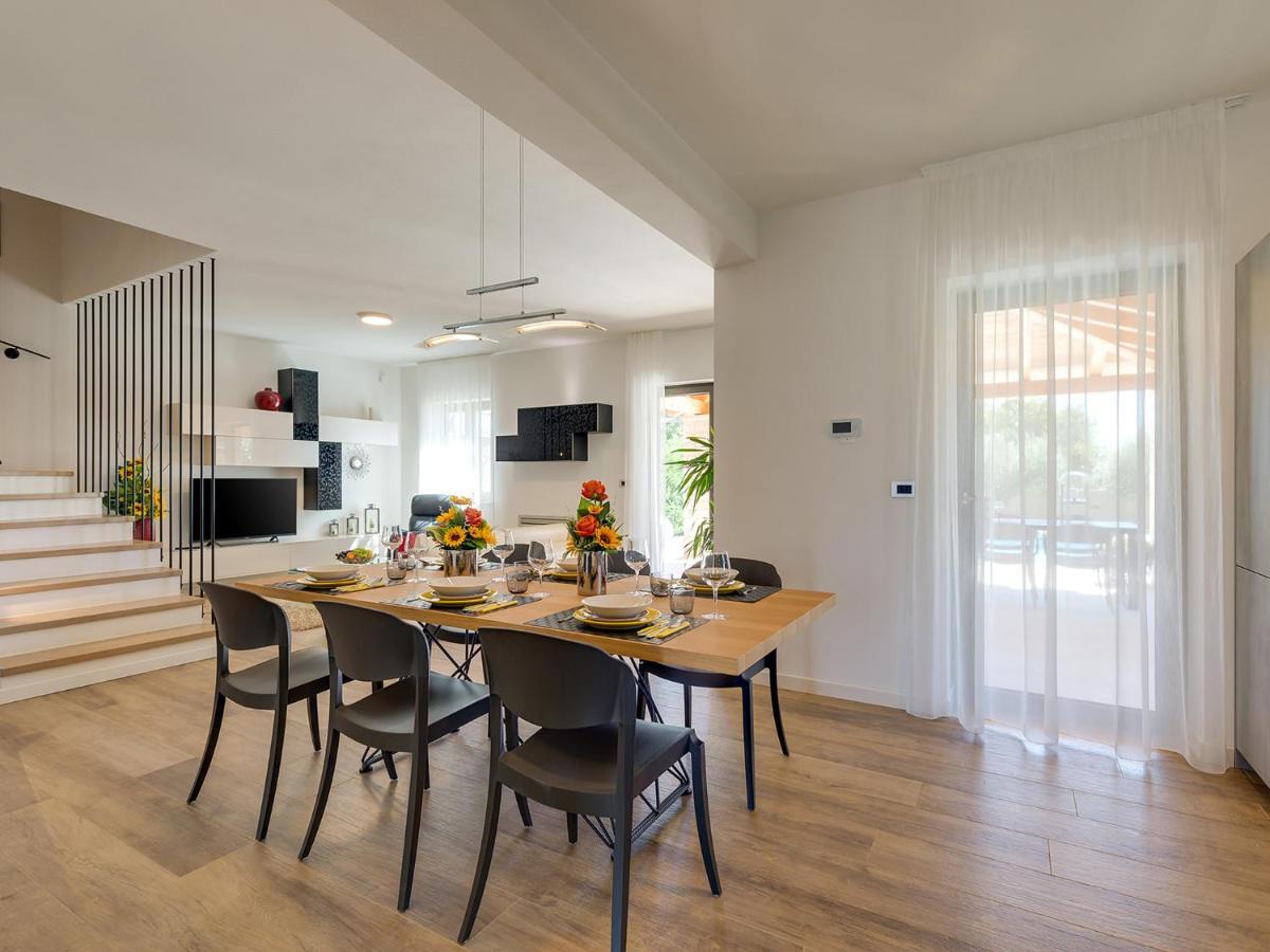 Villa Flora Vabriga Tar-Vabriga Extérieur photo