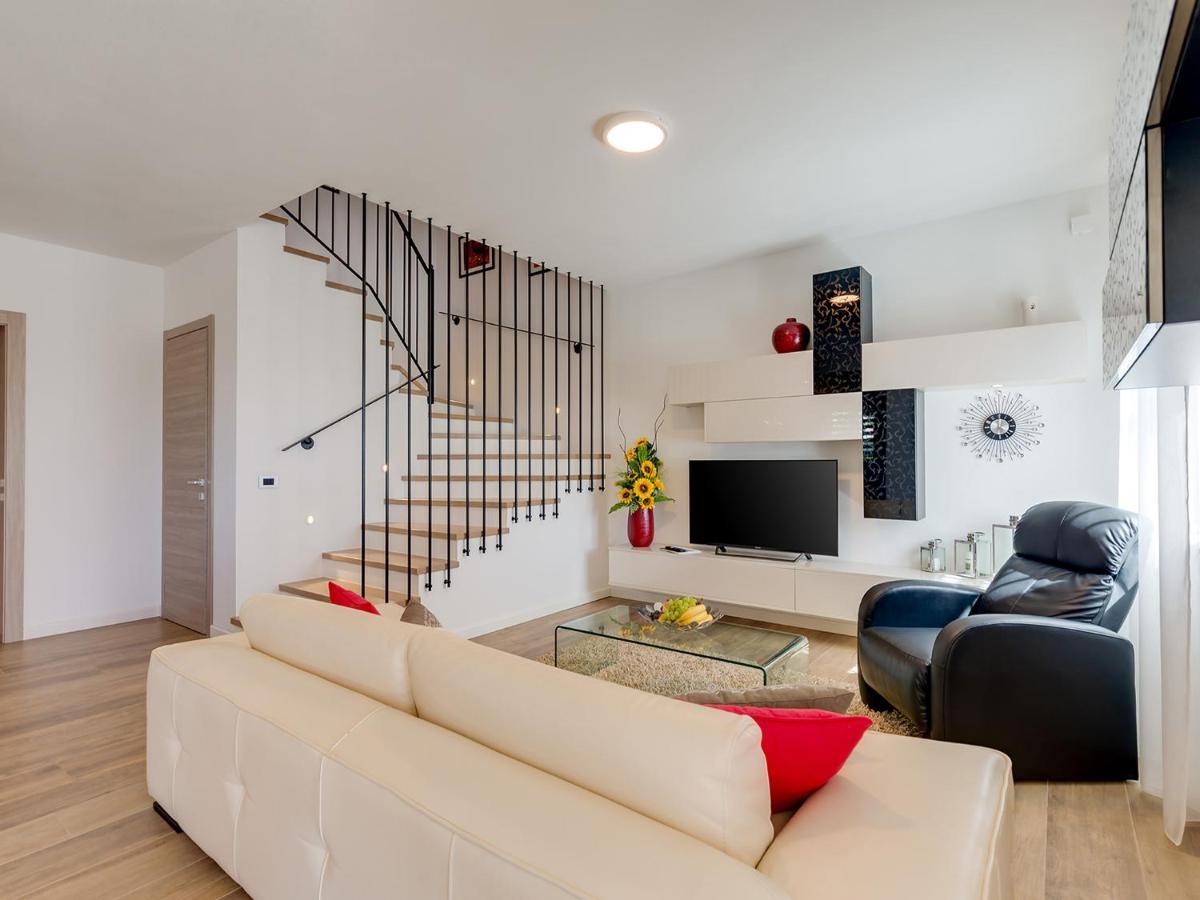 Villa Flora Vabriga Tar-Vabriga Extérieur photo